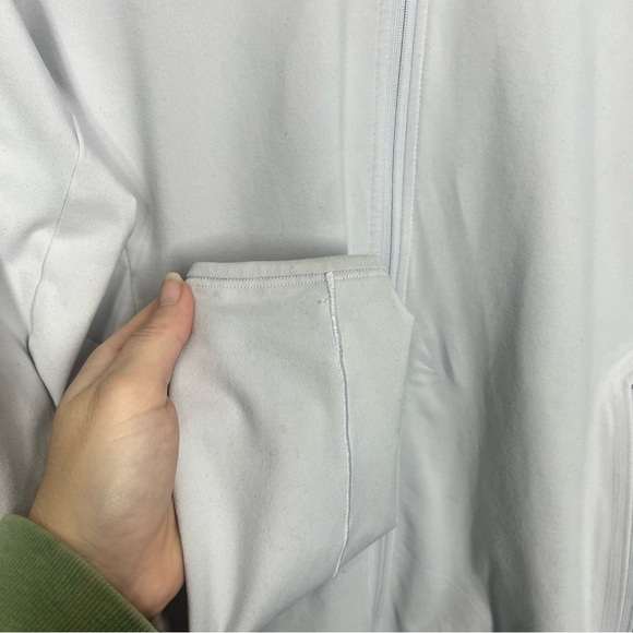 Arcteryx Zip Up LT Kyanite Women’s Hoodie - Picture 7 of 10